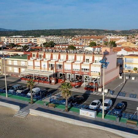 Logis Hotel & Restaurant Mediterranee Пор-ла-Нувель Экстерьер фото