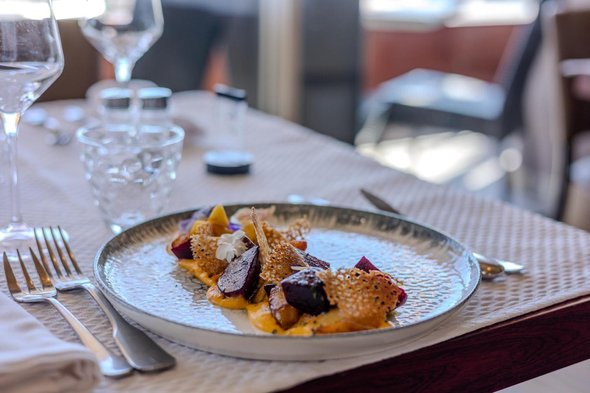 Logis Hotel & Restaurant Mediterranee Пор-ла-Нувель Экстерьер фото